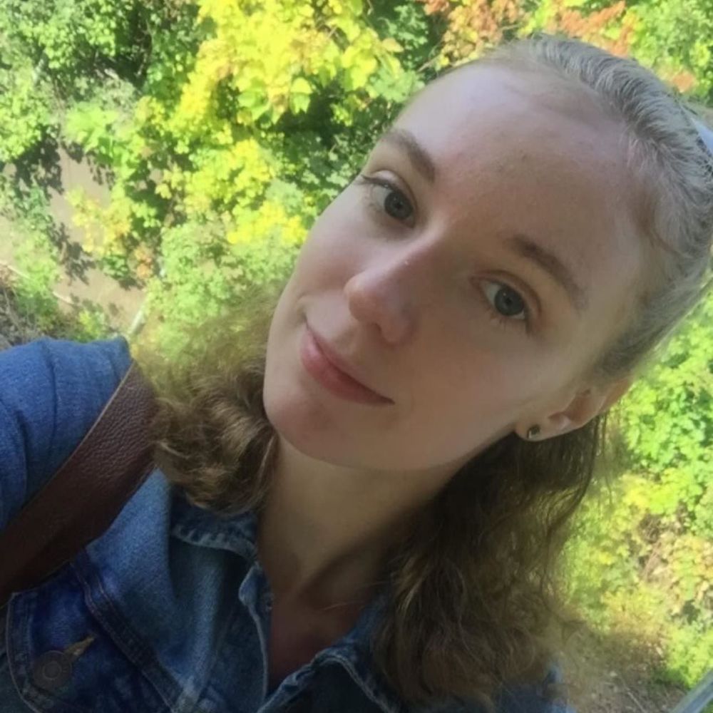 Meet your Posher, Nicole